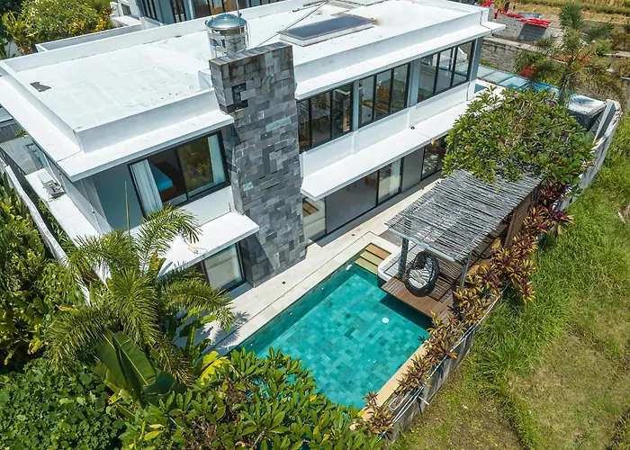 Asri - Incredible Tropical 3br Close To Nyanyi Beach! Villa Tanah Lot