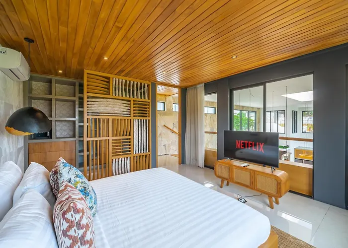 Asri - Incredible Tropical 3br Close To Nyanyi Beach! Tanah Lot