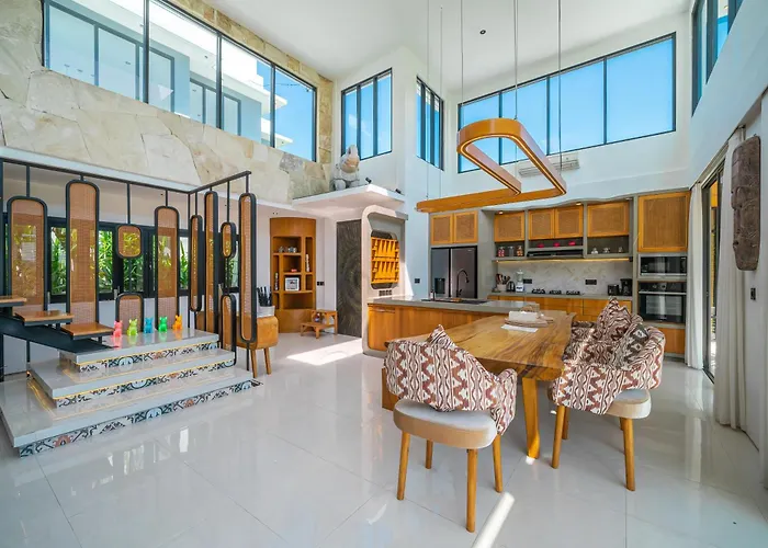 Asri - Incredible Tropical 3br Close To Nyanyi Beach!
