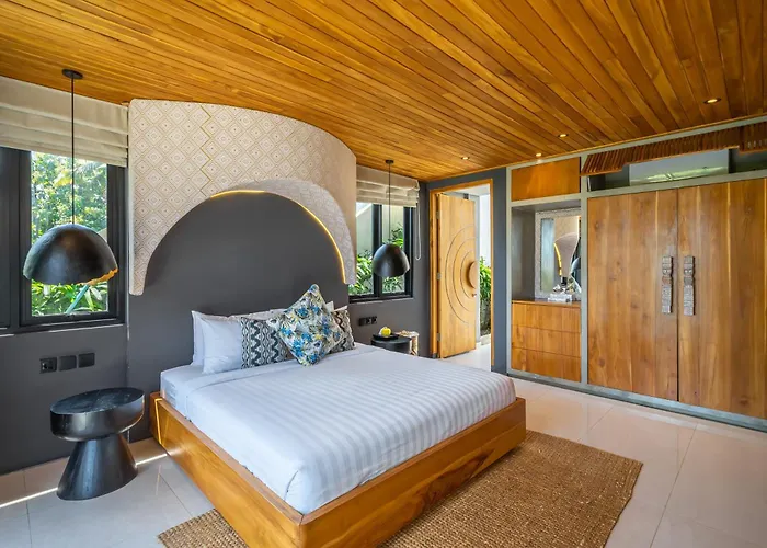 Asri - Incredible Tropical 3br Close To Nyanyi Beach! Tanah Lot