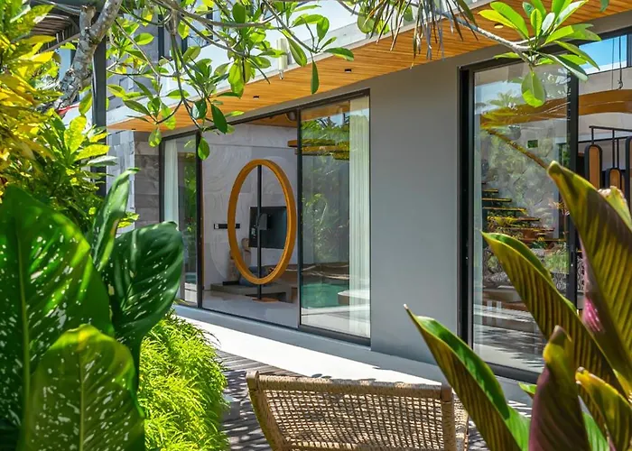 Asri - Incredible Tropical 3br Close To Nyanyi Beach! *