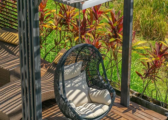 Asri - Incredible Tropical 3br Close To Nyanyi Beach!